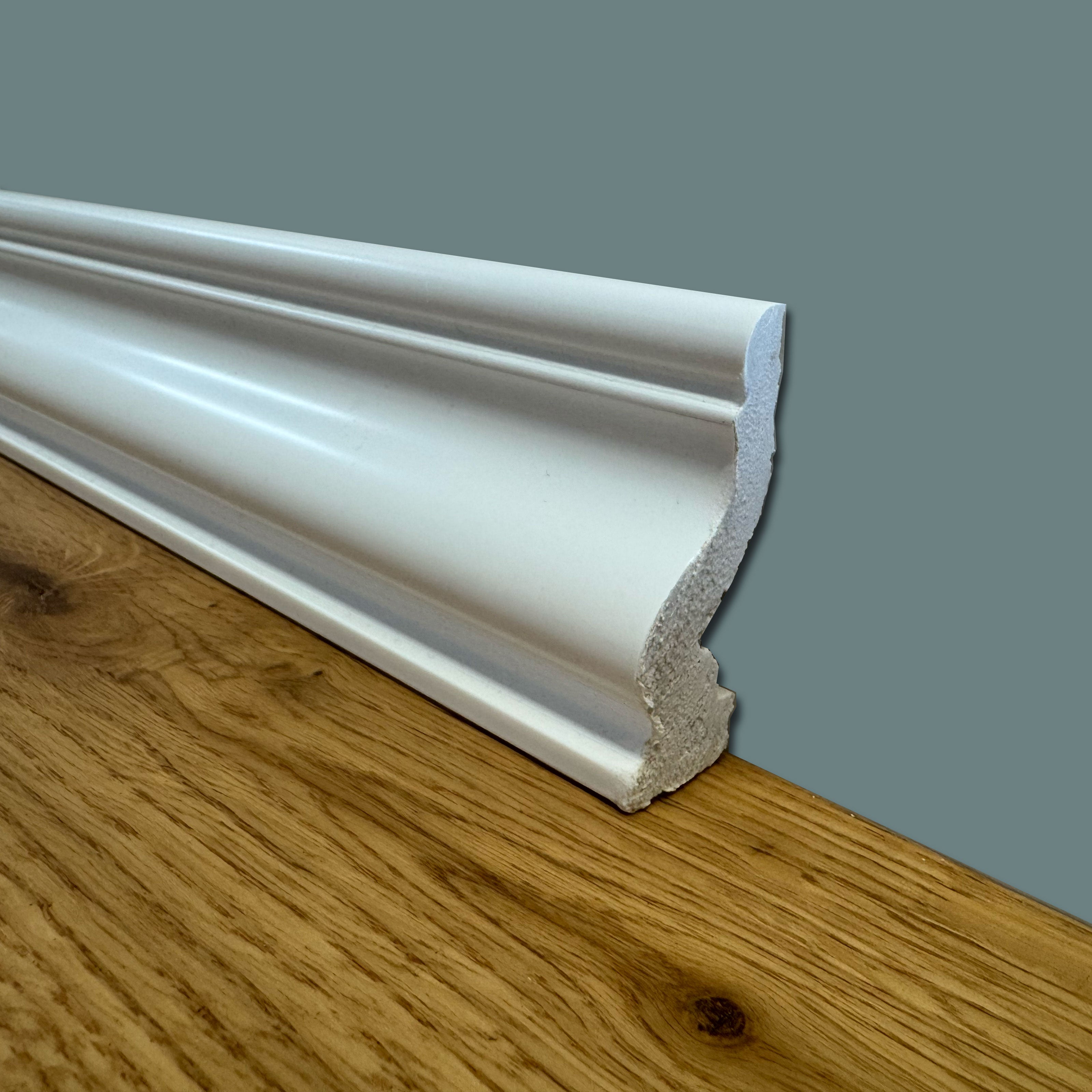 Cornice / Battiscopa passacavo in POLIMERI FeelingWood-HD 60x21mm - BIANCO (prezzo al metro) - Eternal Parquet