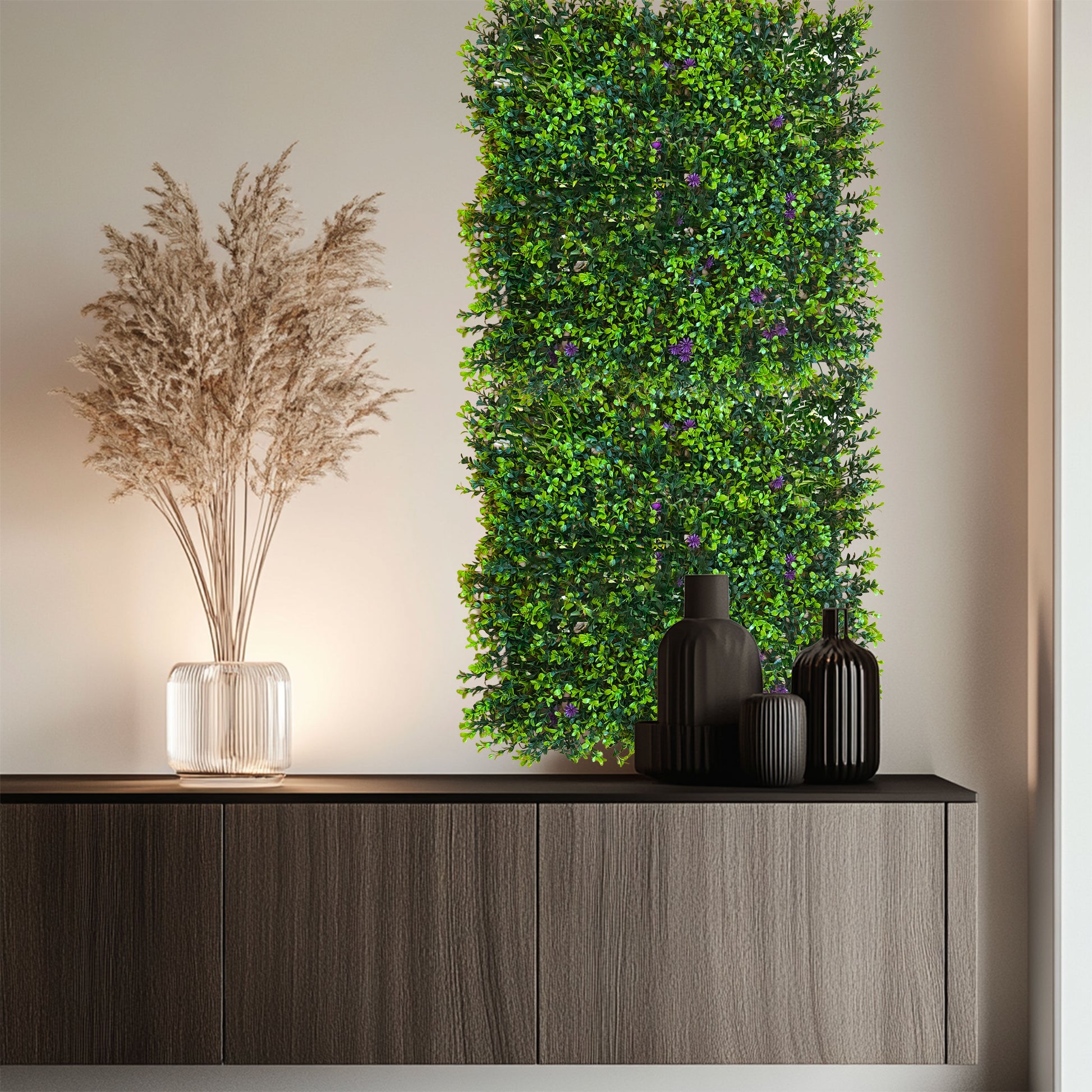 Pannelli Verde Verticale 50×50 cm Ultra-realistici e folti, per interno/esterno BOSSO E FIORI VIOLA - Eternal Parquet - Eternal Parquet