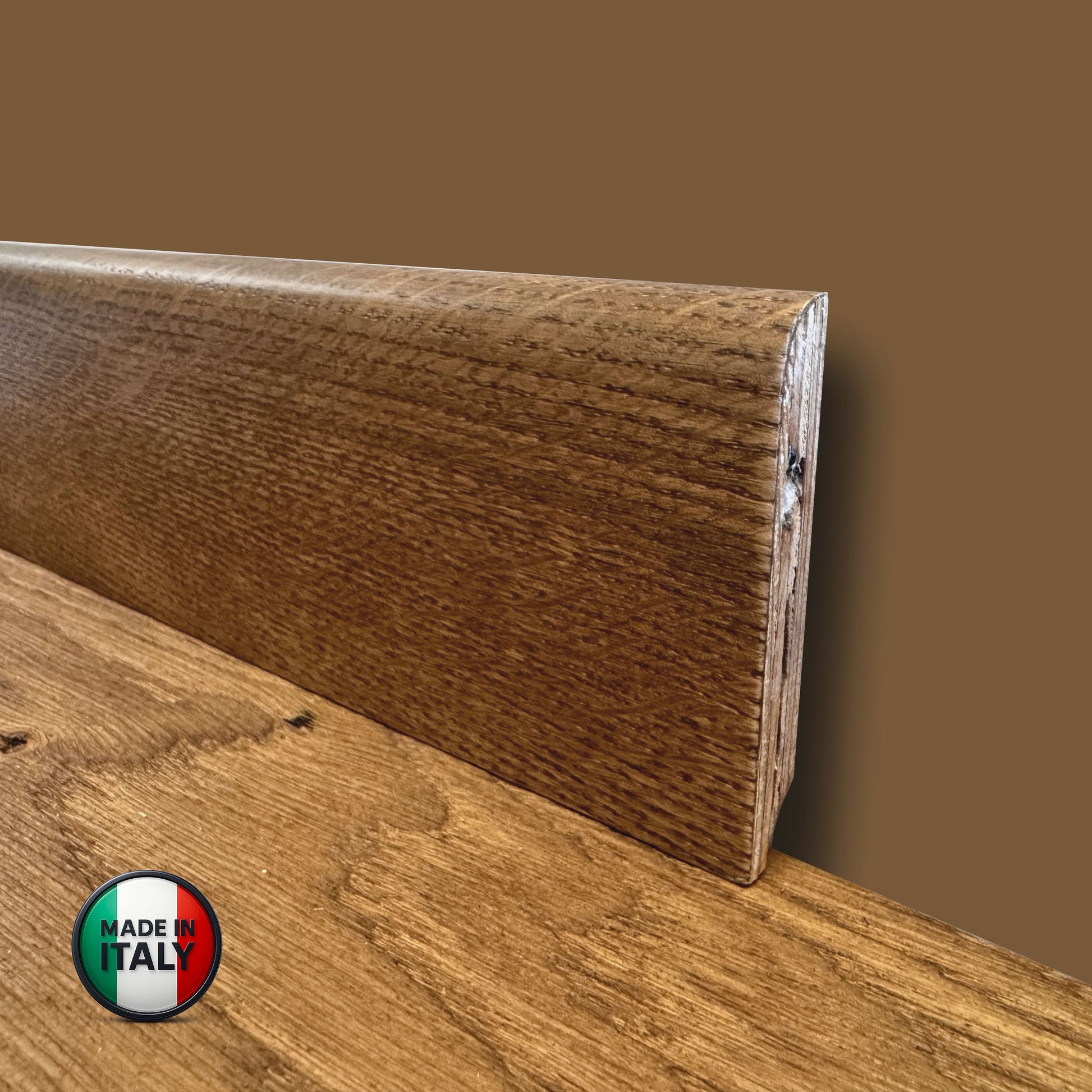€1,49ml  ** FUORI TUTTO ** Lotti da 100ml di Battiscopa in legno multistrato impiall. rovere CUOIO 70x10mm - Eternal Parquet