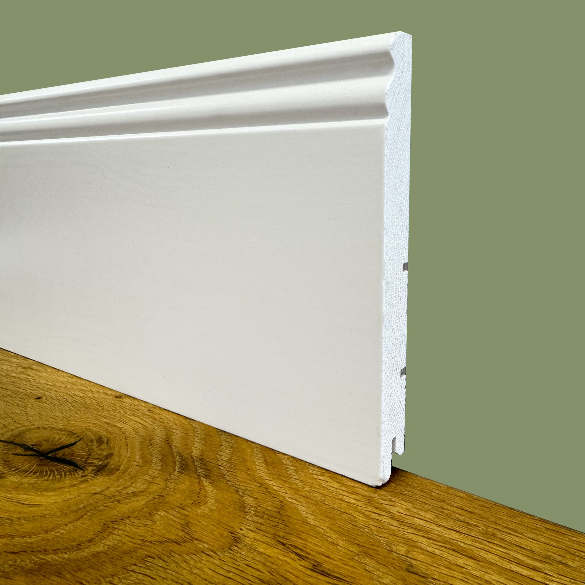 Battiscopa PREMIUM in legno MASSELLO mod.DUCALE 144x15 laccato bianco liscio (prezzo al metro) - Eternal Parquet