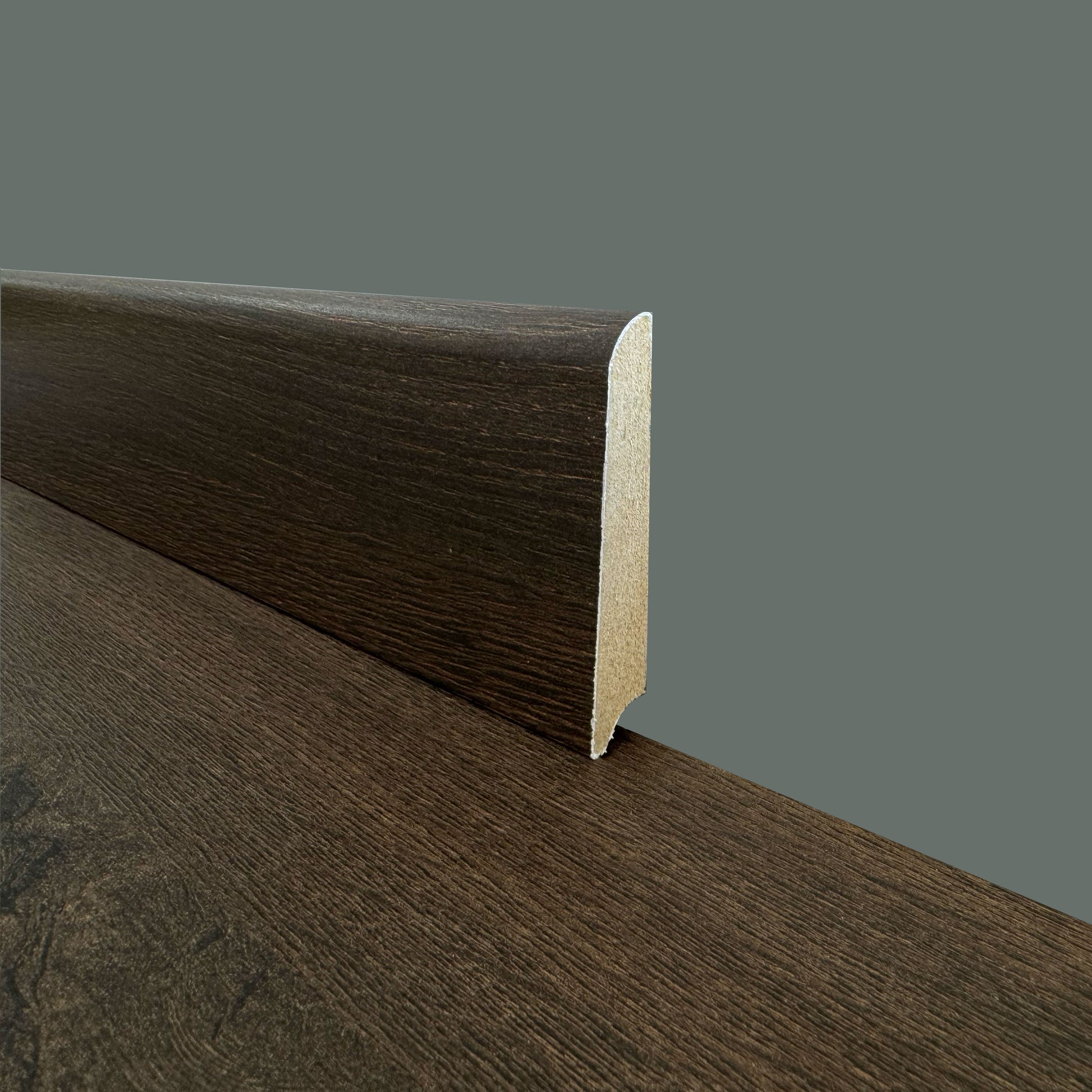 €2,99ml - BATTISCOPA in FIBRA DI LEGNO coordinato GAMMA LAMINATI 70x15 inclinato vari decori - Eternal Parquet