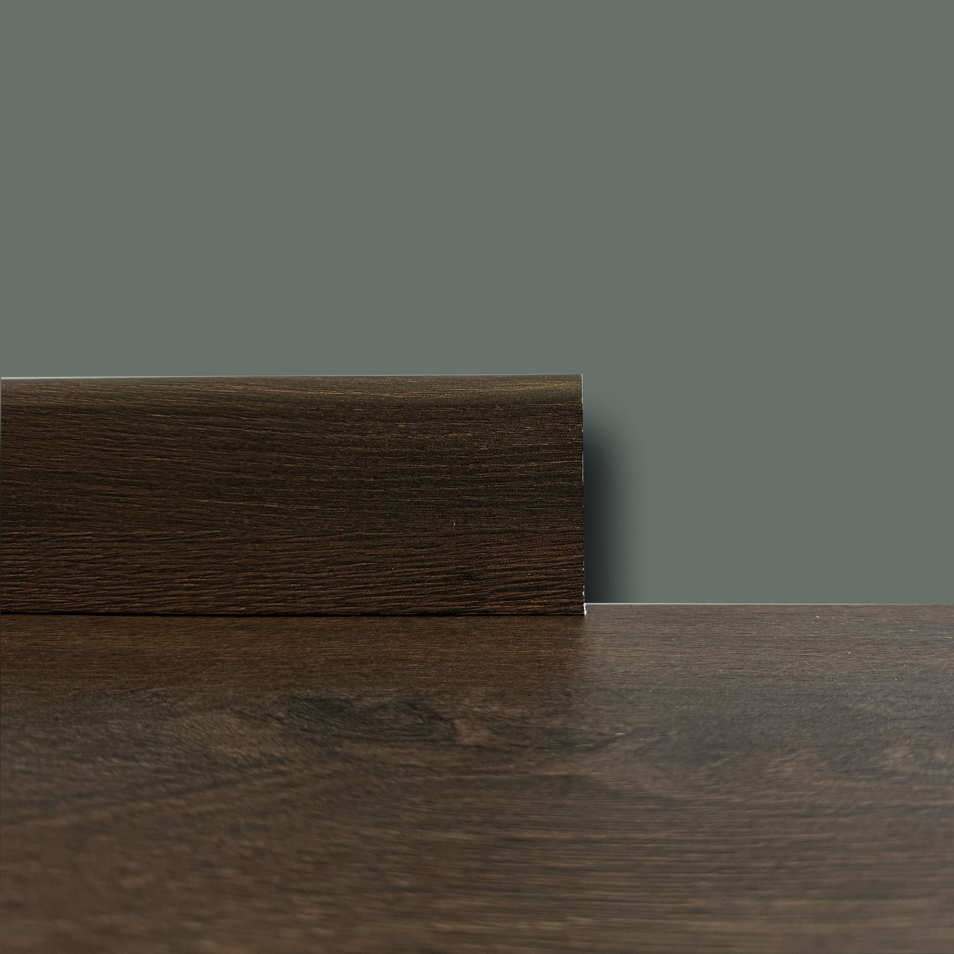 €2,99ml - BATTISCOPA in FIBRA DI LEGNO coordinato GAMMA LAMINATI 70x15 inclinato vari decori - Eternal Parquet