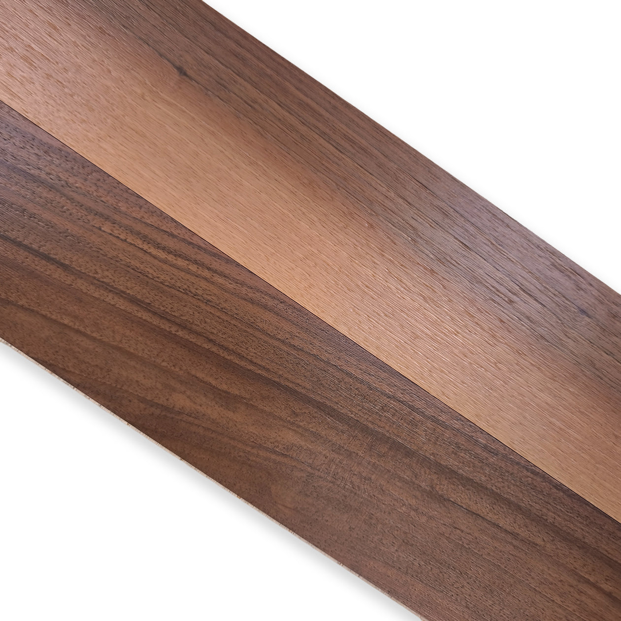 Parquet Prefinito in Noce Europeo Select Garbelotto Spazzolato Verniciato Senza Bisello 10x85x1000/1200 mm – Lotto 16 mq