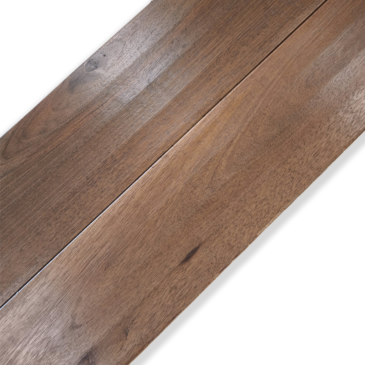 Parquet Prefinito in Noce Rustico Garbelotto Piallato Morciato Anticato Bisellato 4 Lati 14x150x2020 mm – Lotto 16 mq