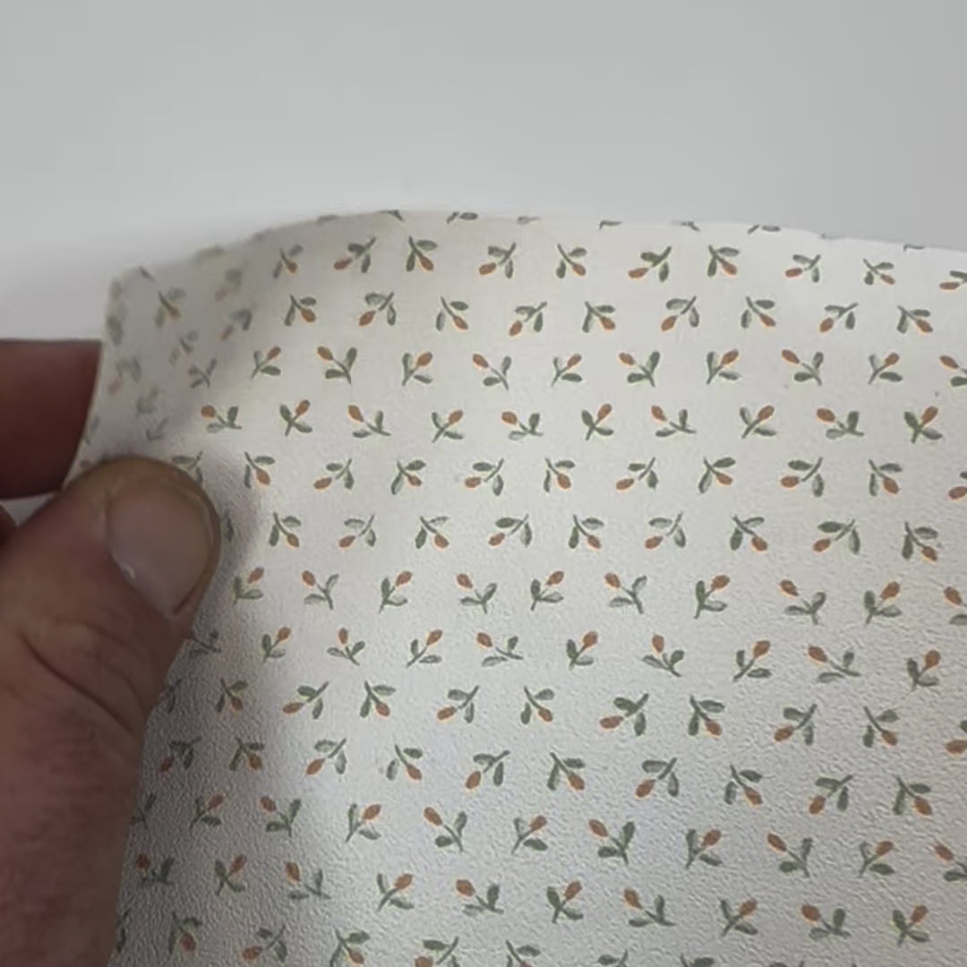 Video laden: SUPER LAGER 0,56 € pro m² - 5,2 m² Rolle (10 x 0,52 m) hochwertiger, abwaschbarer Vinyltapete mit orangefarbenen Blumen