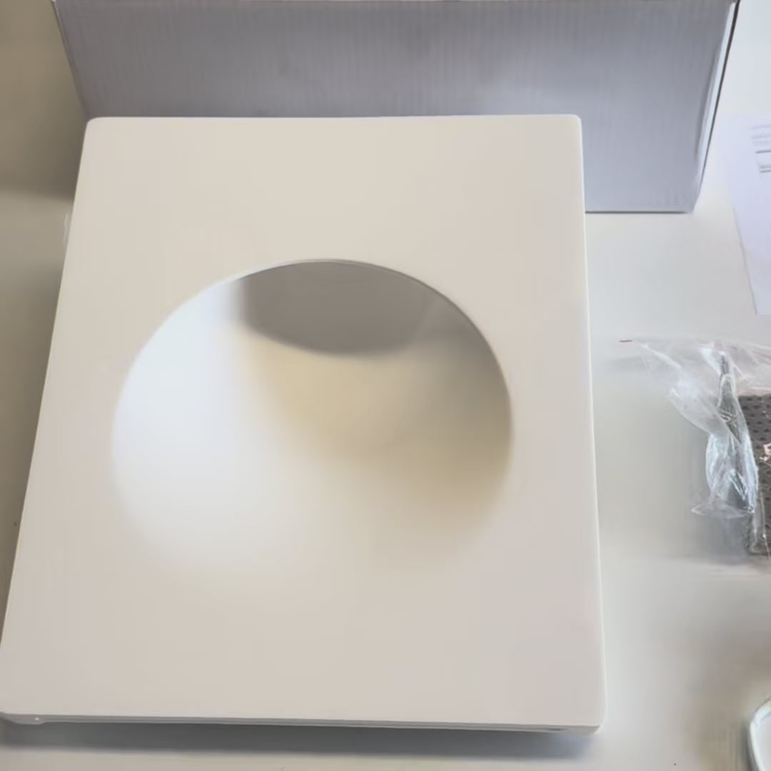 Charger la vidéo : *EN STOCK* Douille encastrée pour spot en plâtre céramique GHOST 250 x 210 x 50 mm, entraxe de 10 cm, 40 W GU10, IP20 