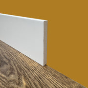 100ml di BATTISCOPA ZOCCOLINO SQUADRATO in FIBRA DI LEGNO COMPATTA 120X12 BIANCO - Eternal Parquet