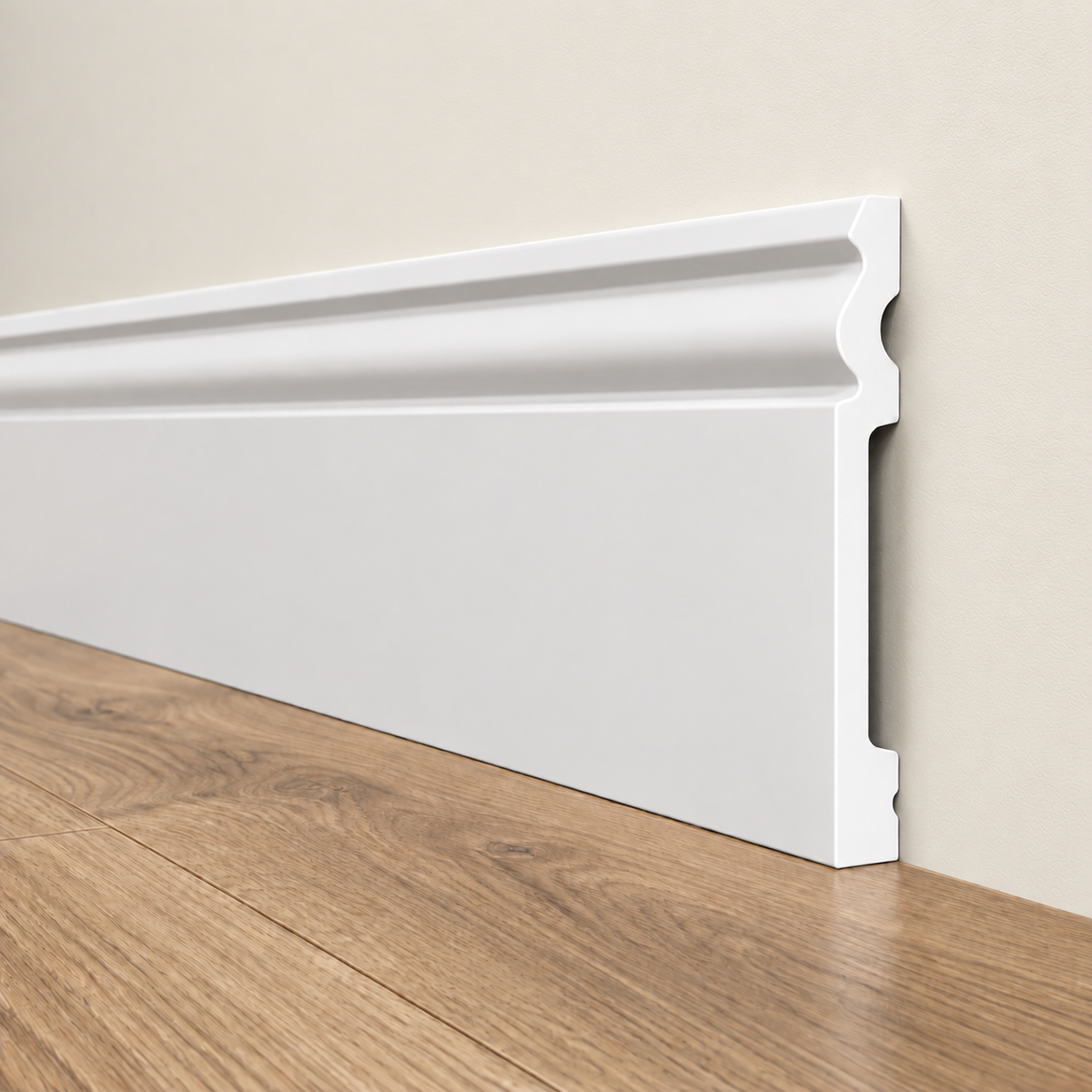 pacco da 112ML di Battiscopa RESISTO in polimeri extracompatti mod. DUCALE Bianco mis. 150x15mm