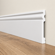 pacco da 112ML di Battiscopa RESISTO in polimeri extracompatti mod. DUCALE Bianco mis. 150x15mm