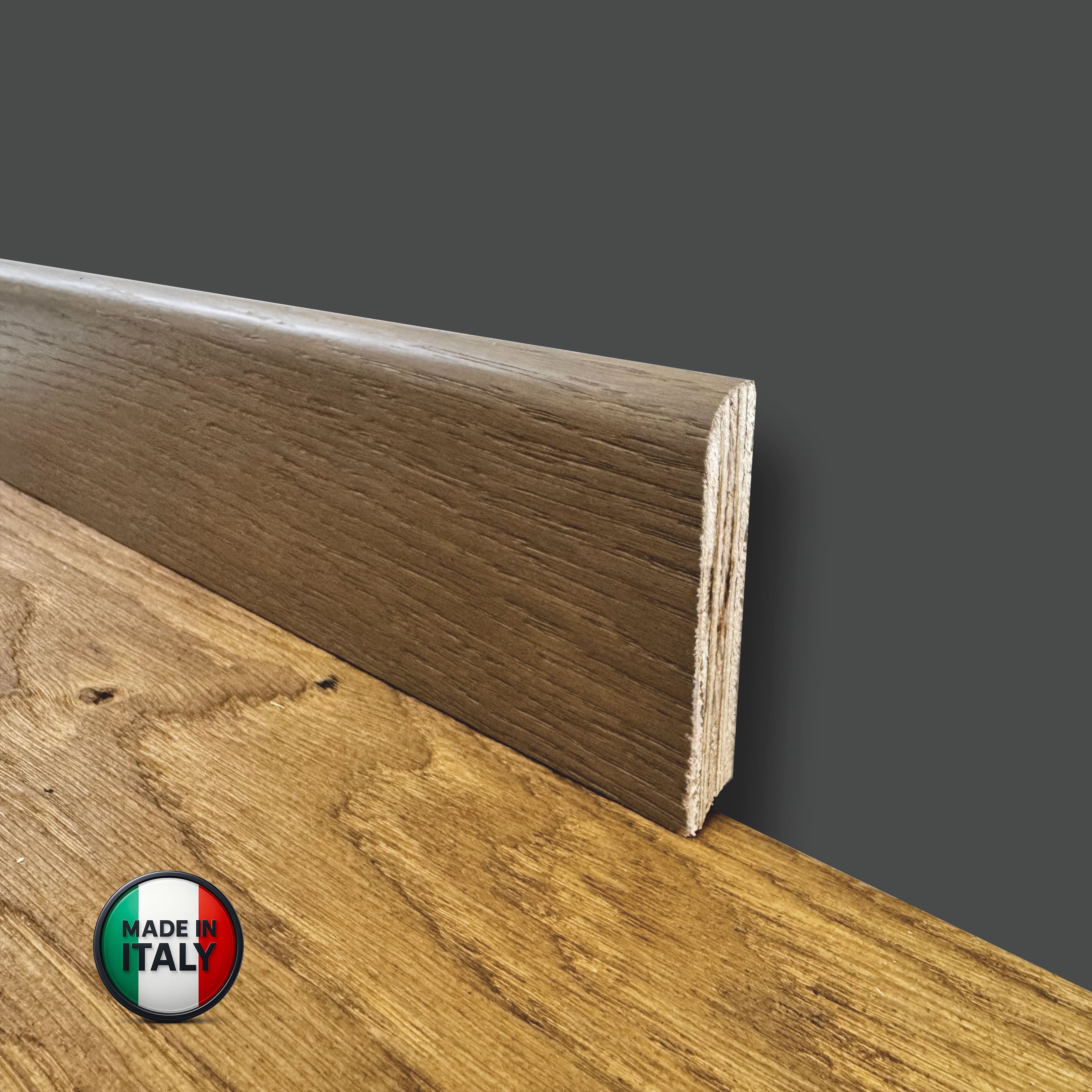 €1,49ml  ** FUORI TUTTO ** Lotti da 100ml di Battiscopa in legno multistrato impiall. ROVERE ROCCIA 70X10mm - Eternal Parquet