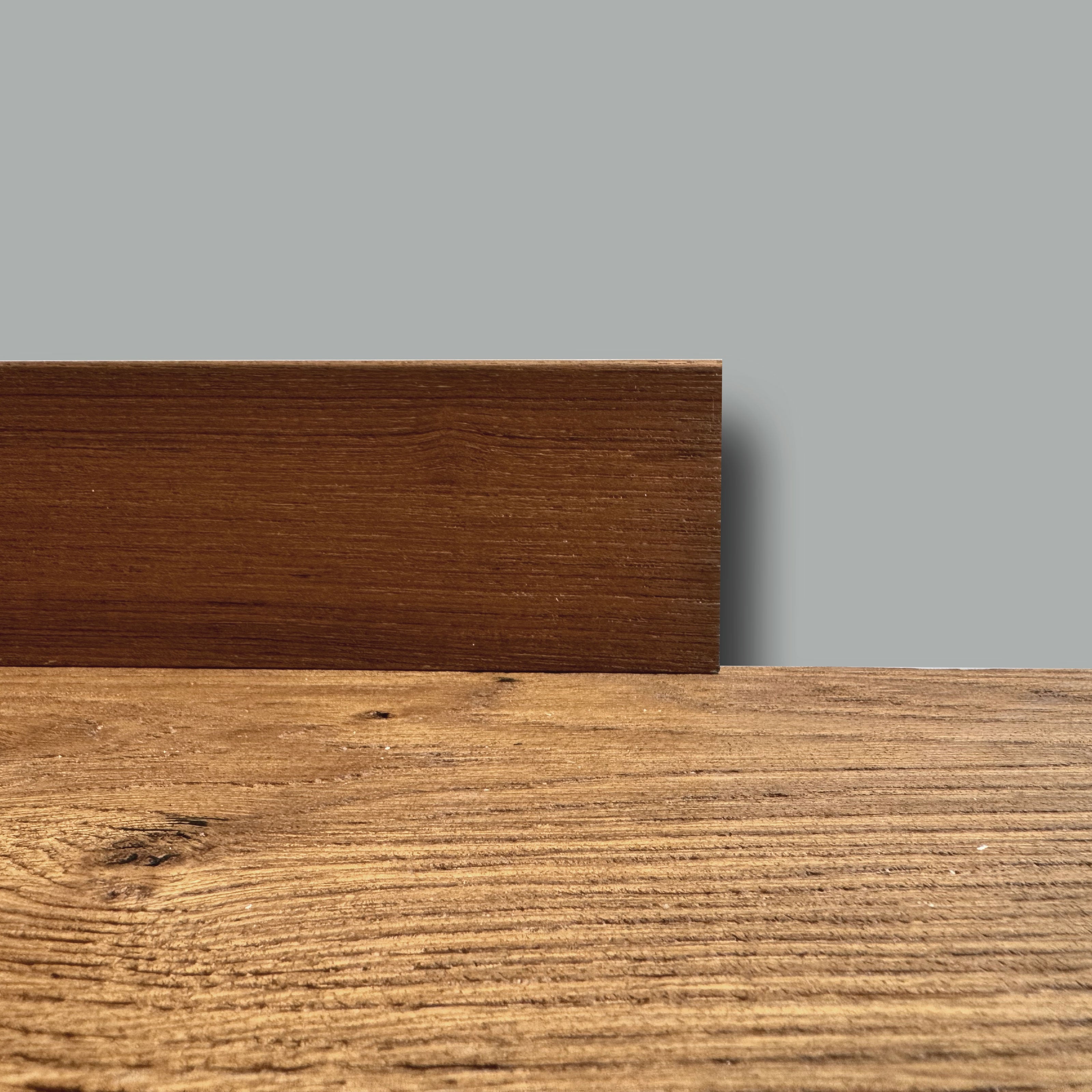 €1,89ml  ** FUORI TUTTO ** Lotti da 91ml di Battiscopa in legno multistrato impiall. TEAK 75x10mm squadrato - Eternal Parquet