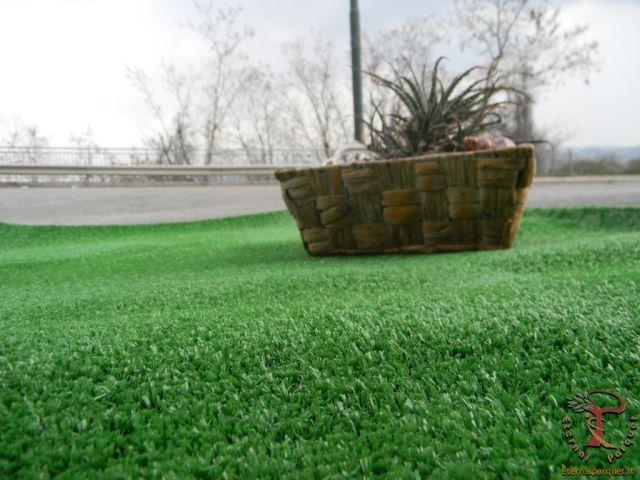 Prato in erba sintetica ROTOLO DA 25MQ tufting 100% polypropylene da 8mm (1mtx25) colore verde - Eternal Parquet