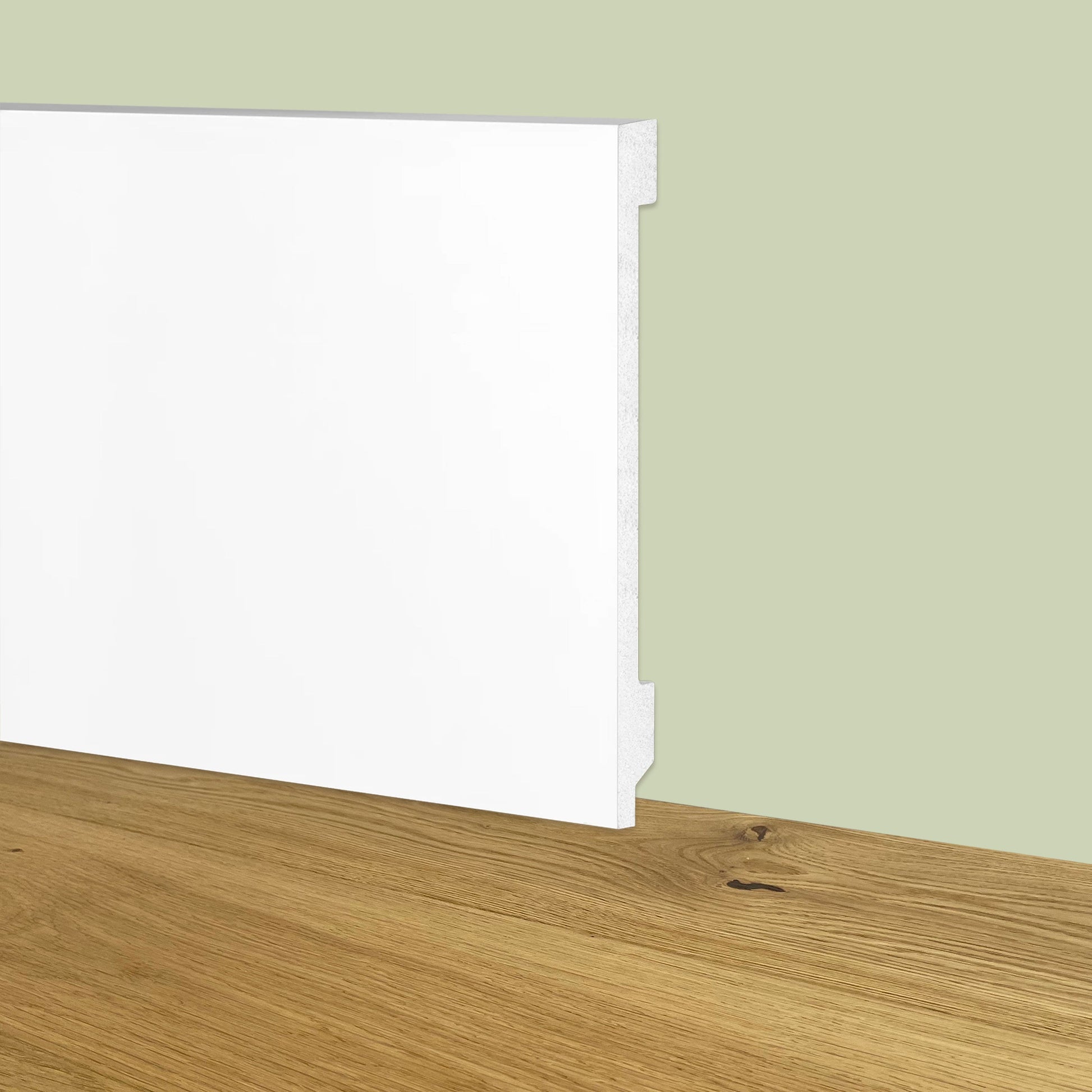 84ml bancale di Battiscopa Zoccolino BIANCO Squadrato passacavo 150x15x2000mm in POLIMERI - Polistrutturato - Eternal Parquet