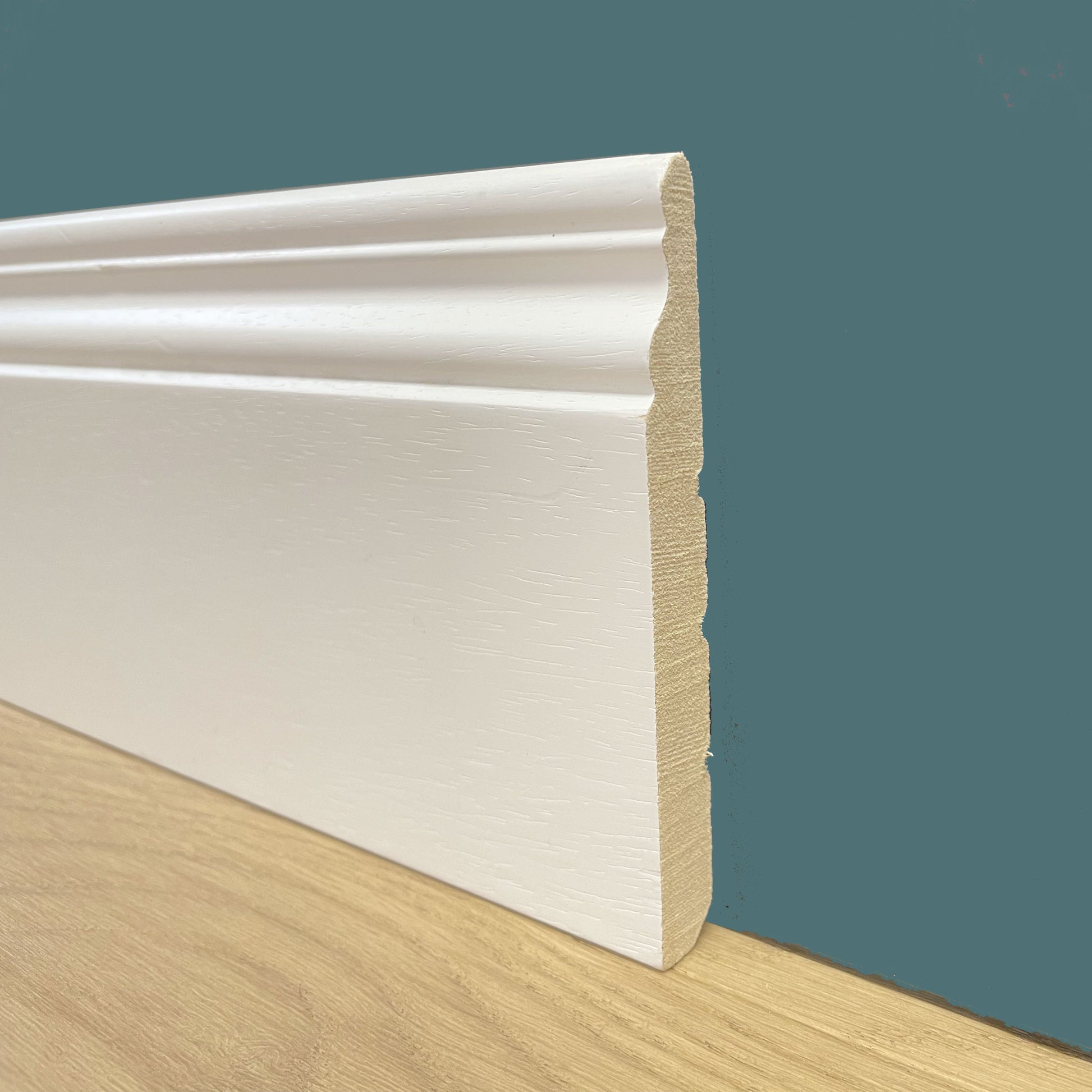 96ML di BATTISCOPA in legno MASSELLO ZOCCOLINO DUCALE bianco 120X13 - Eternal Parquet