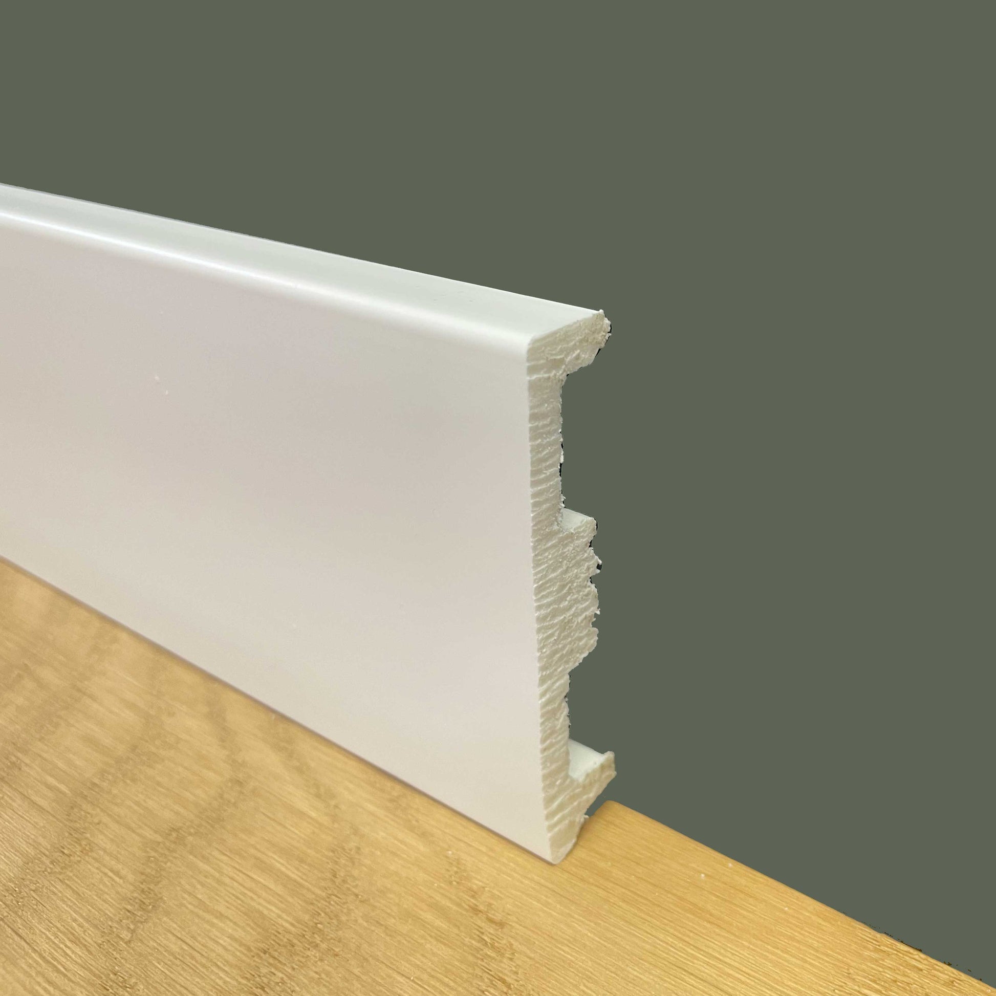 Battiscopa Zoccolino Squadrato Passacavo in Duropolimero Polistrutturato Bianco 80x15 **BEST PRICE** - Eternal Parquet
