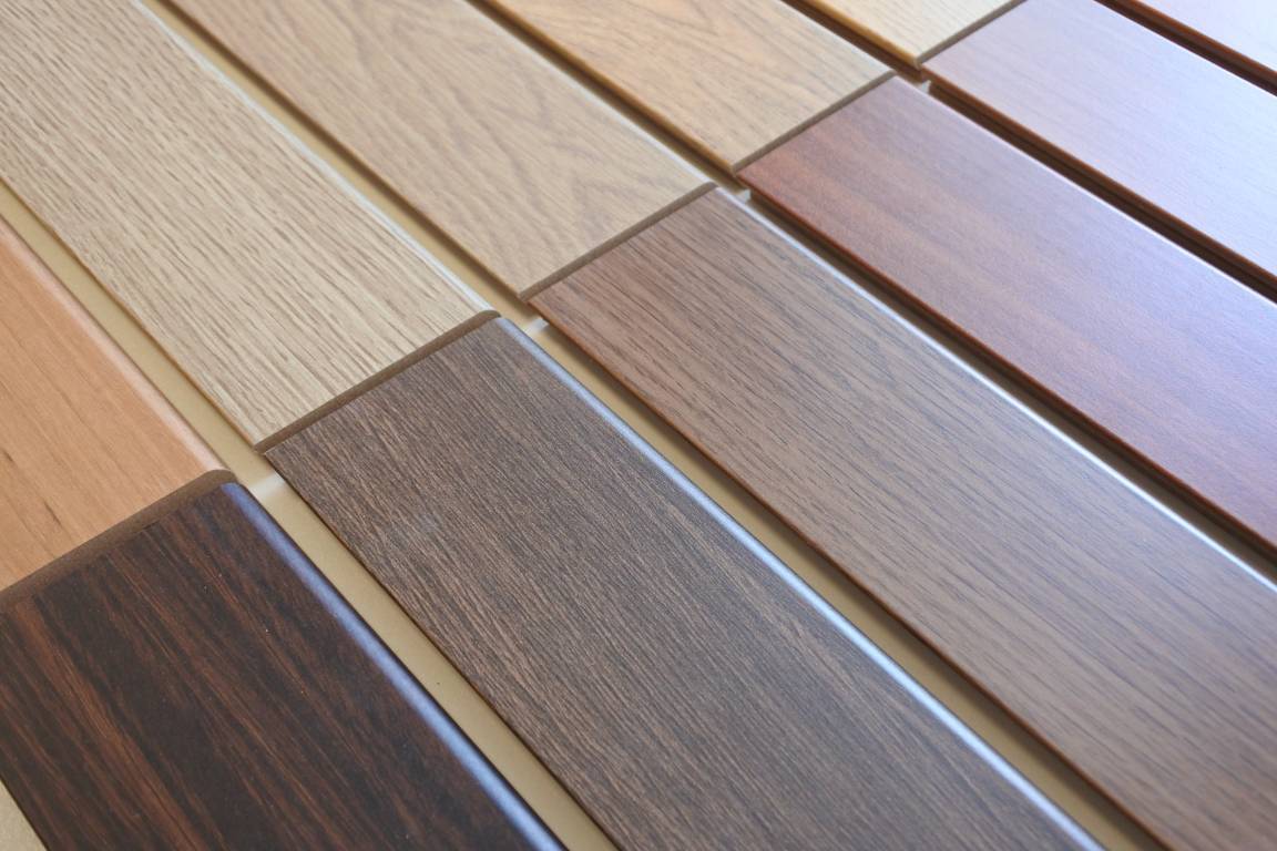 48ML di BATTISCOPA PASSACAVO 80X15 HDF taglio moderno ultraresistente - Eternal Parquet