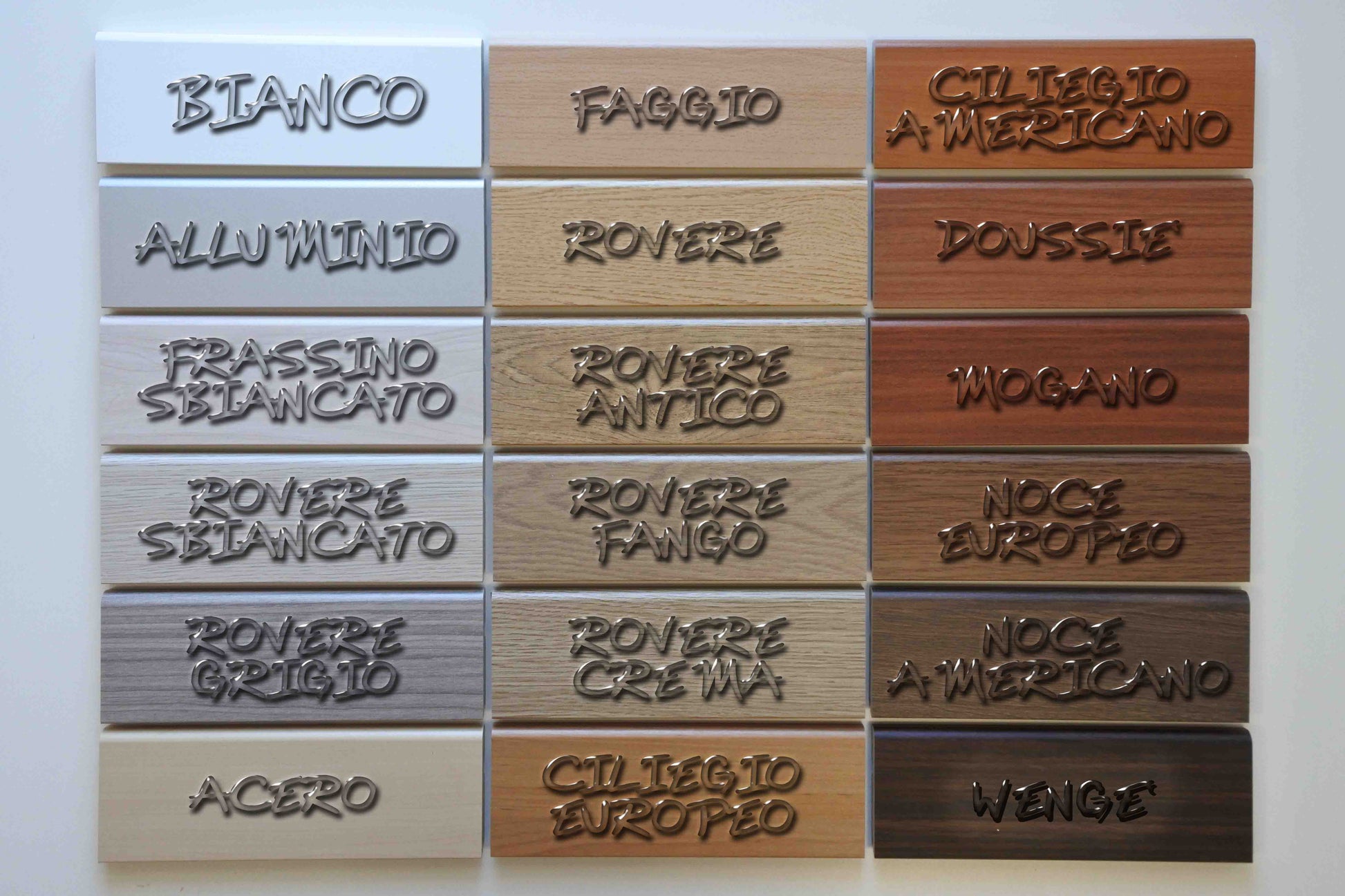 96ML BATTISCOPA in HDF 80X15 PASSACAVO taglio moderno 18 essenze - Eternal Parquet