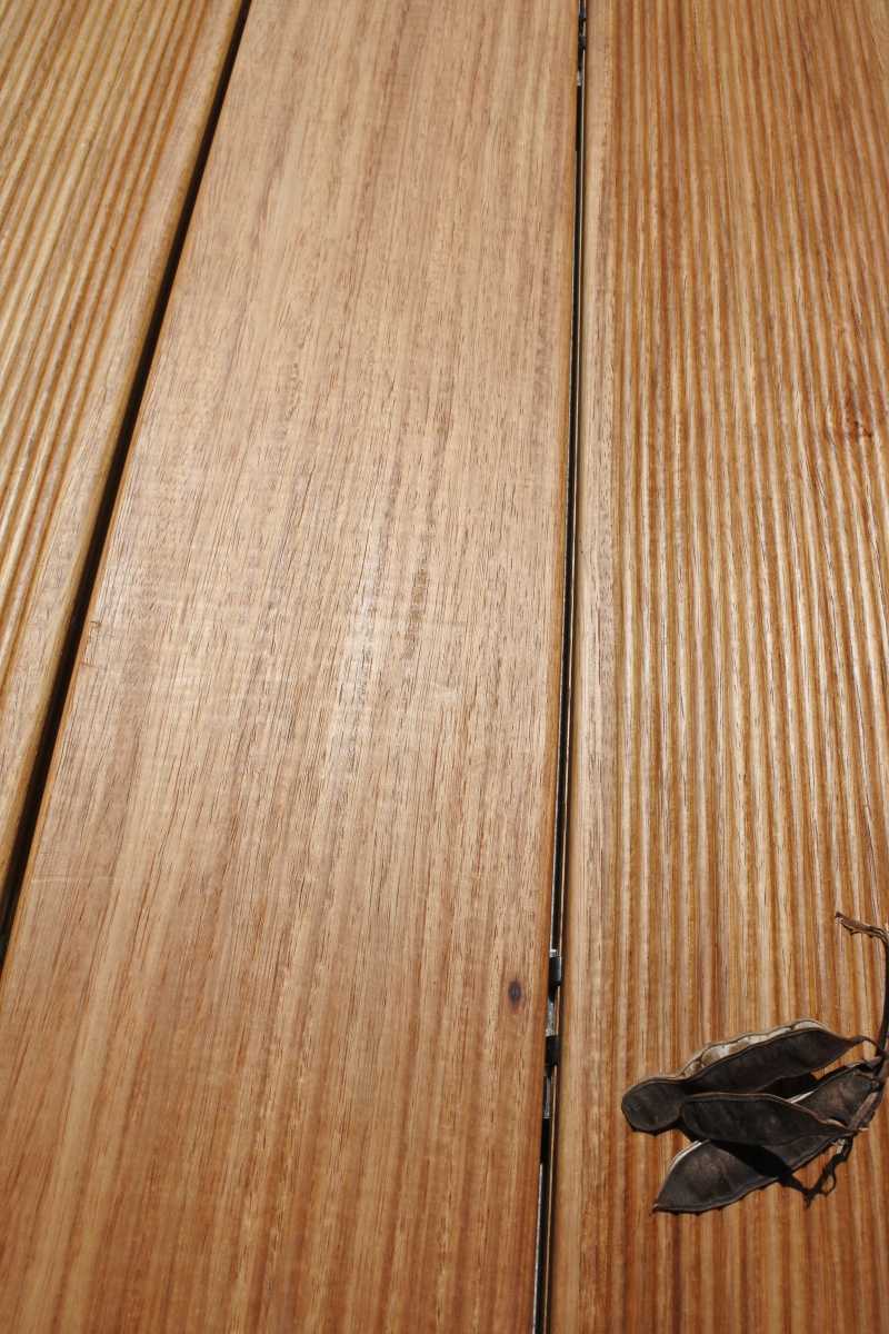 ****ALL INCLUSIVE**** Decking per Esterno in TEAK  in listoni 19X130X1800/2200 compresi magatelli in merbau, clip in acciaio e viti a scomparsa - Eternal Parquet