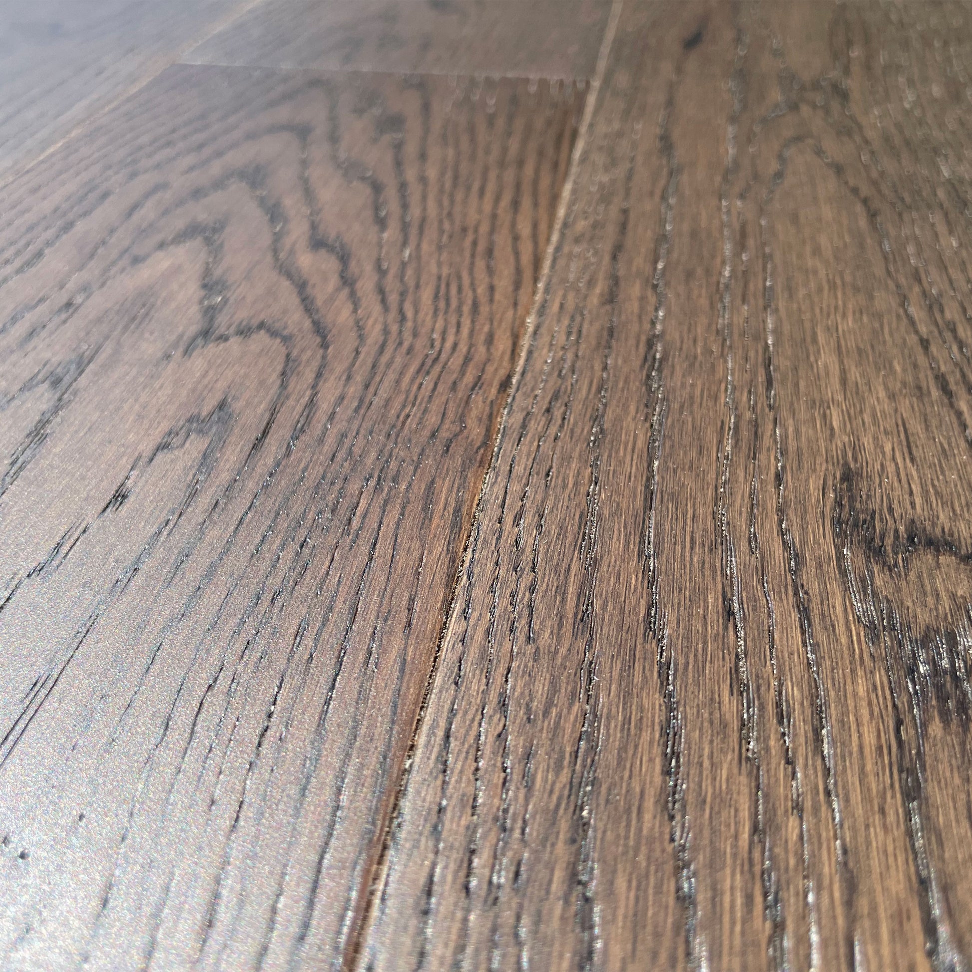 Pavimento in legno di rovere prefinito verniciato spazz. 10x125x900 linea PLANET mod. DARK FOREST - Eternal Parquet