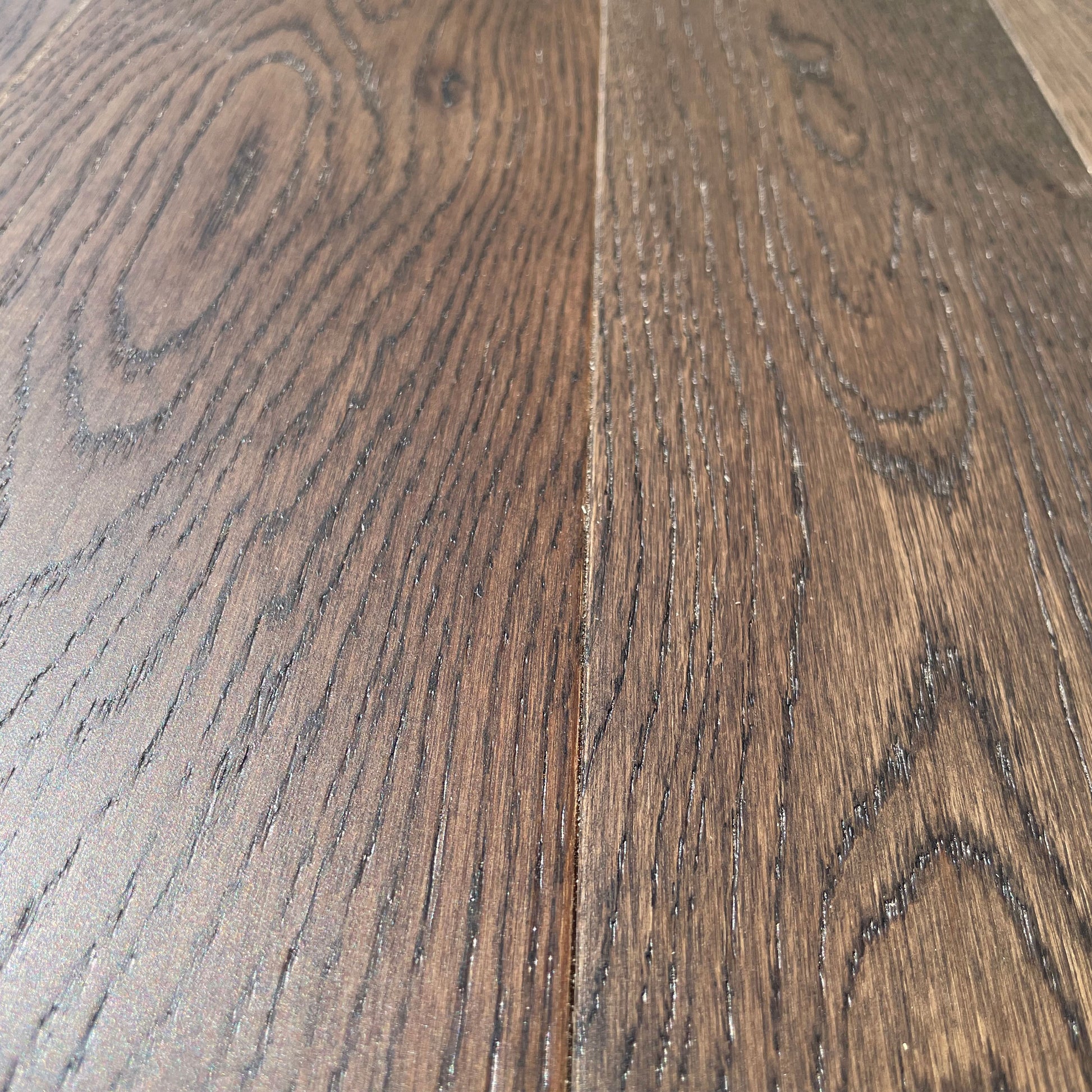 Pavimento in legno di rovere prefinito verniciato spazz. 10x125x900 linea PLANET mod. DARK FOREST - Eternal Parquet