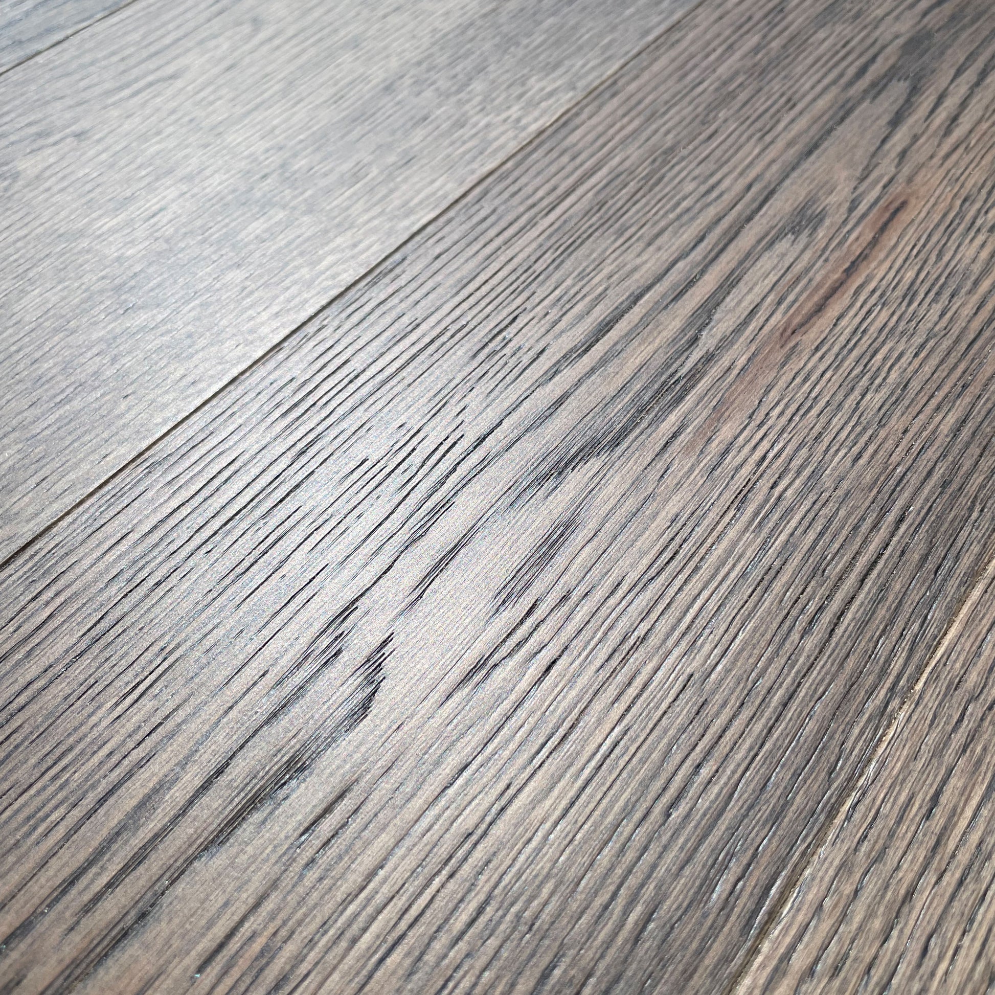 Pavimento in legno di rovere prefinito verniciato spazz. 10x125x900 linea PLANET mod. ROUGH SEA - Eternal Parquet