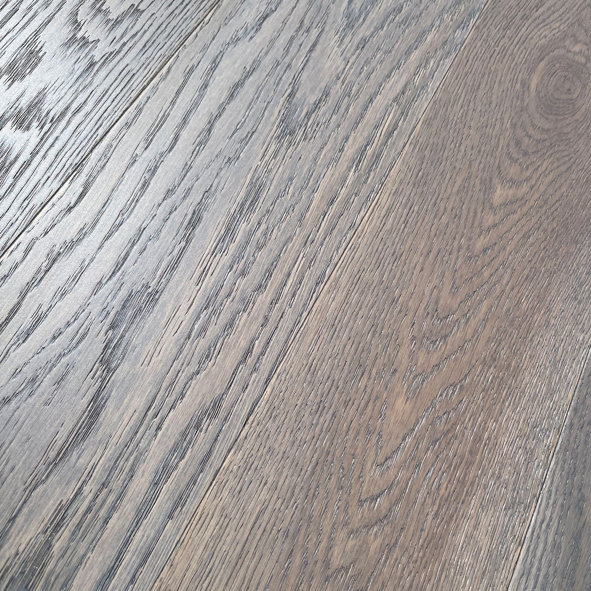 Pavimento in legno di rovere prefinito verniciato spazz. 10x125x900 linea PLANET mod. SWAMP - Eternal Parquet