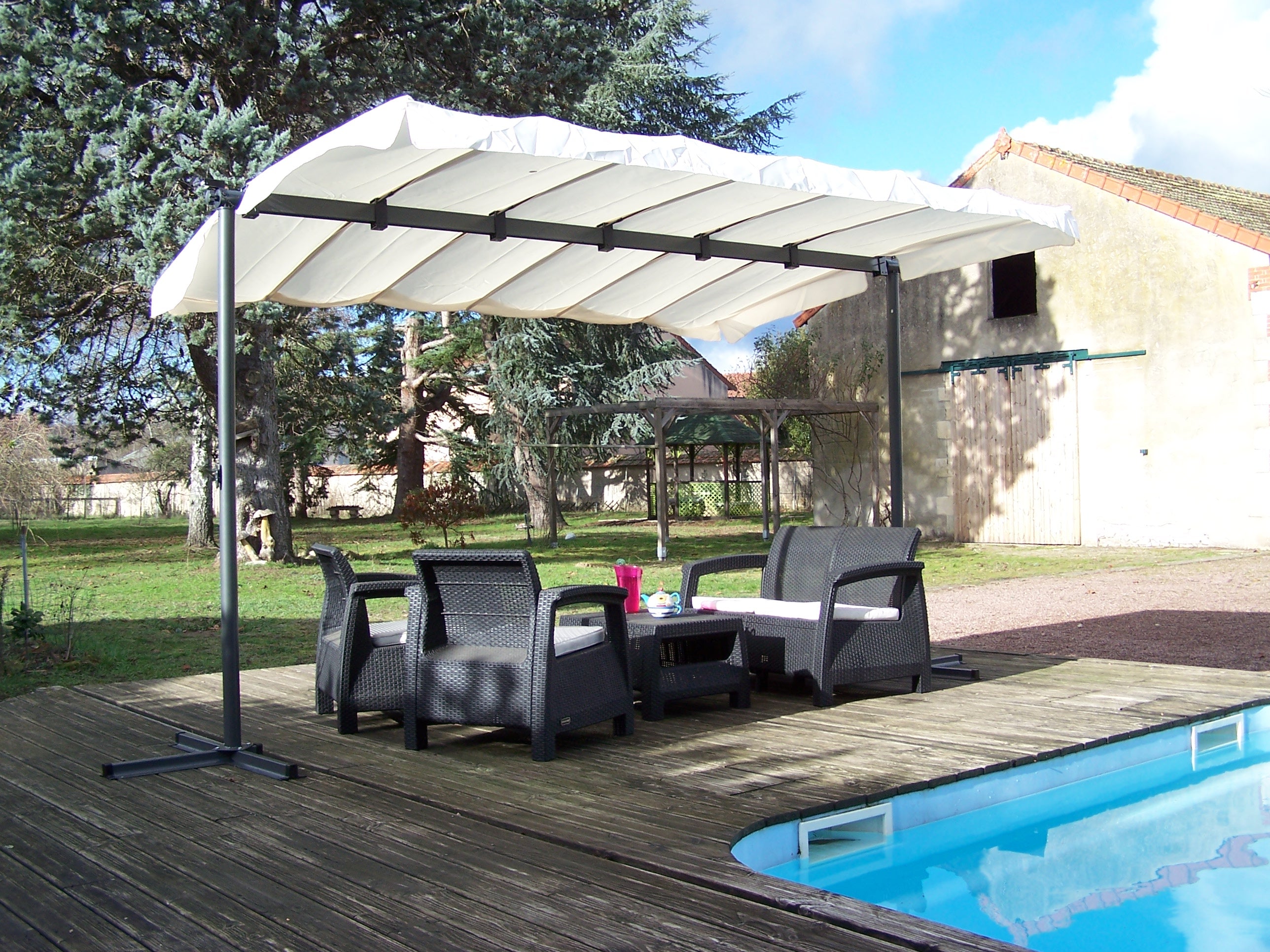 Pegola A Baldacchino Con Telo Girevole Ed Allungabile 250x350x220cm - Eternal Parquet