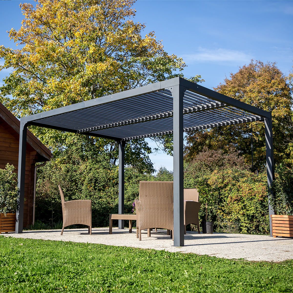 Pergola Bioclimatica In Alluminio Apertura Manuale Ripara Sole Pioggia 360x300cm - Eternal Parquet