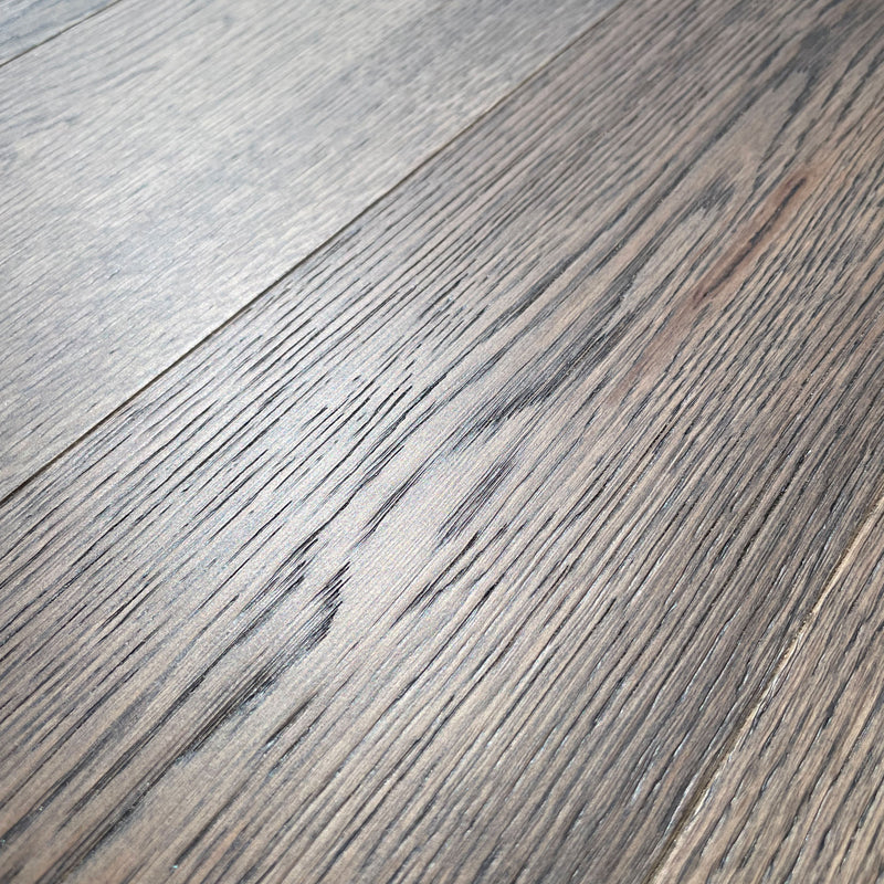 Pavimento in legno di rovere prefinito verniciato spazz. 10x125x900 linea PLANET mod. ROUGH SEA - Eternal Parquet
