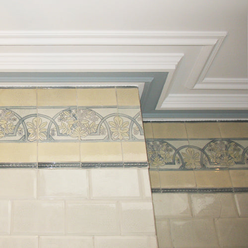 ML 16 di Cornice SOFFITTO/PARETE in DUROPOLIMERO (C305) 200X4,5X15 - Eternal Parquet