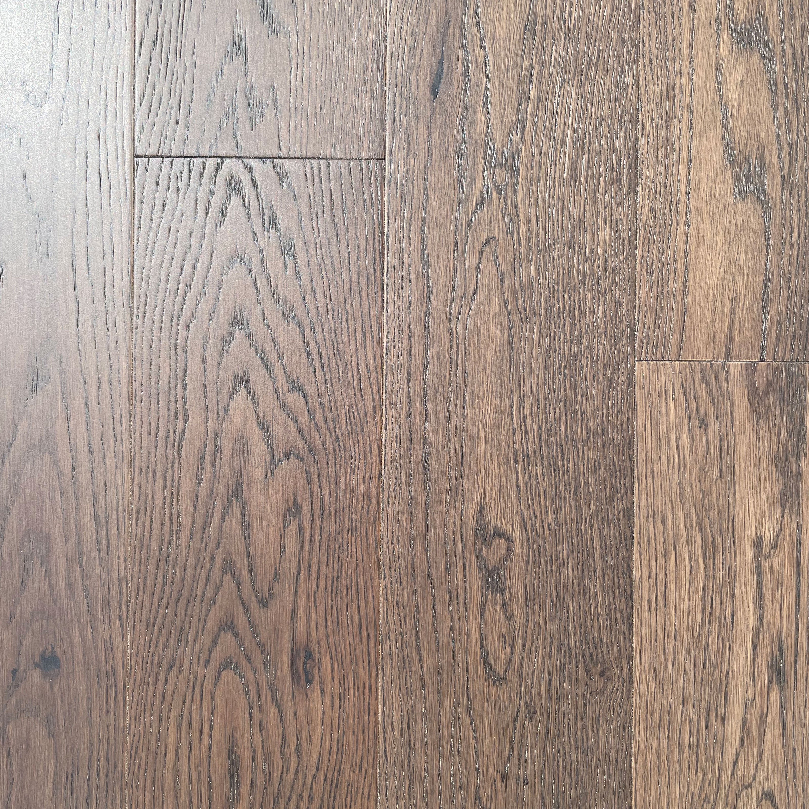 Pavimento in legno di rovere prefinito verniciato spazz. 10x125x900 linea PLANET mod. DARK FOREST - Eternal Parquet